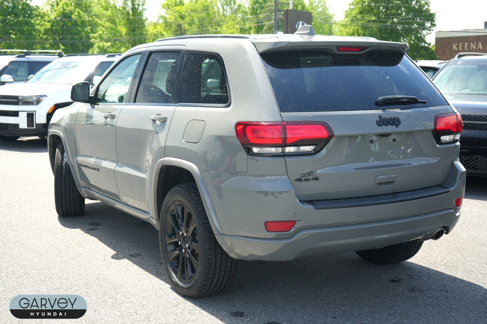2020 Jeep Grand Cherokee Altitude