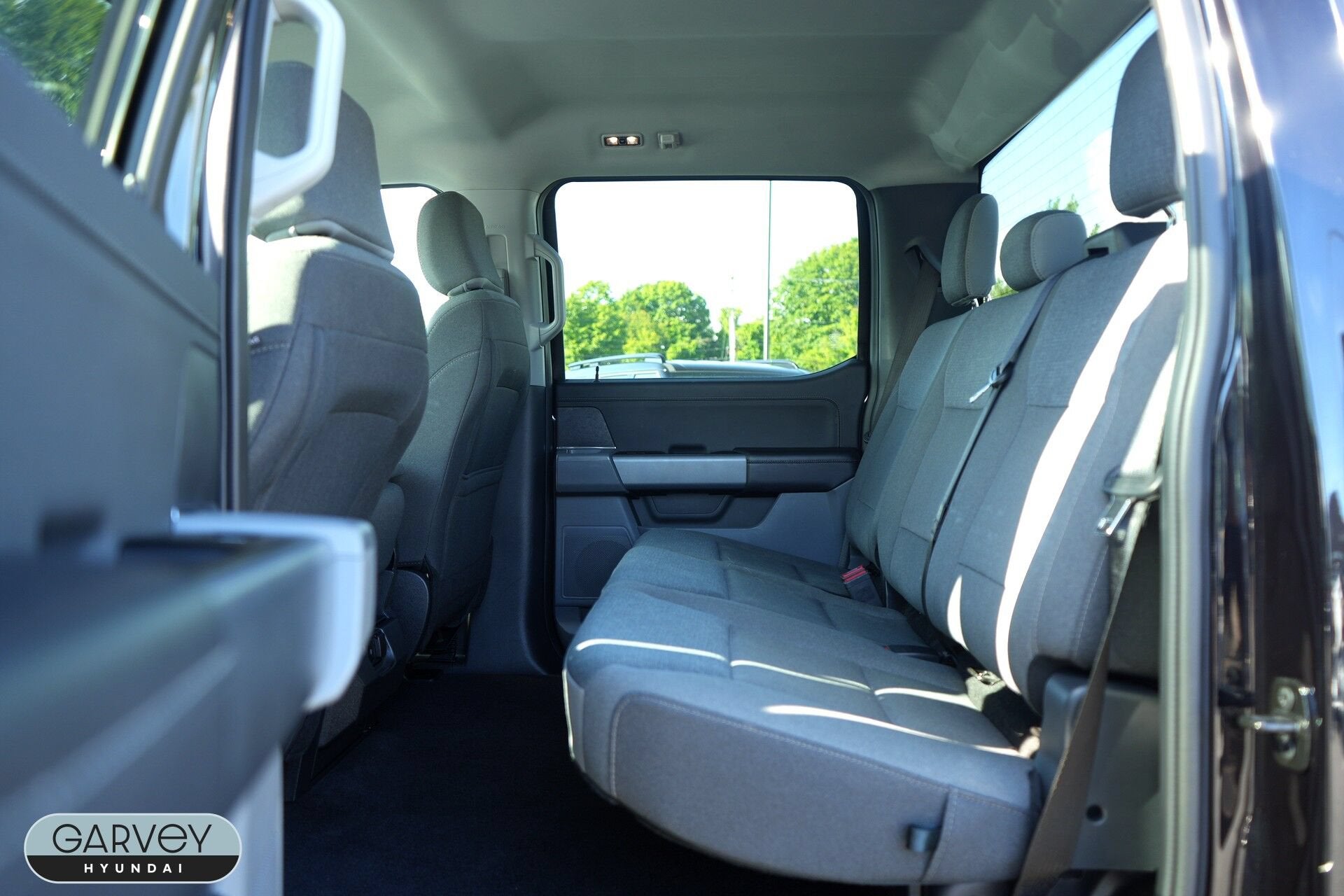 2025 Ford F-150 XLT - Photo 15
