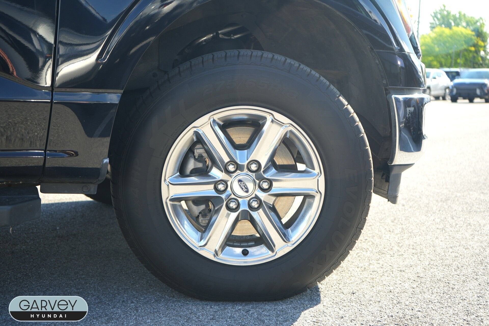 2025 Ford F-150 XLT - Photo 24