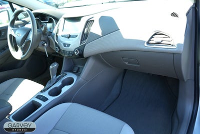 2017 Chevrolet Cruze LS