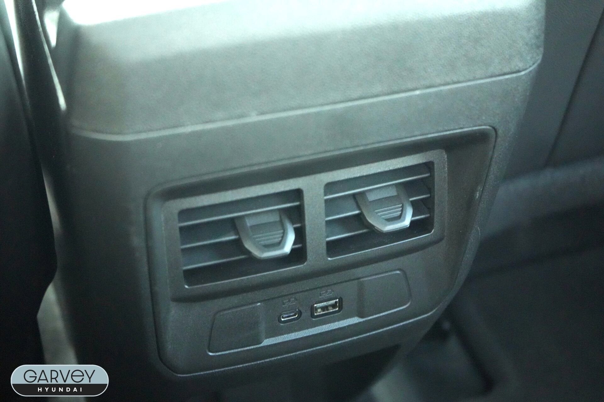 2023 GMC Canyon 4WD AT4