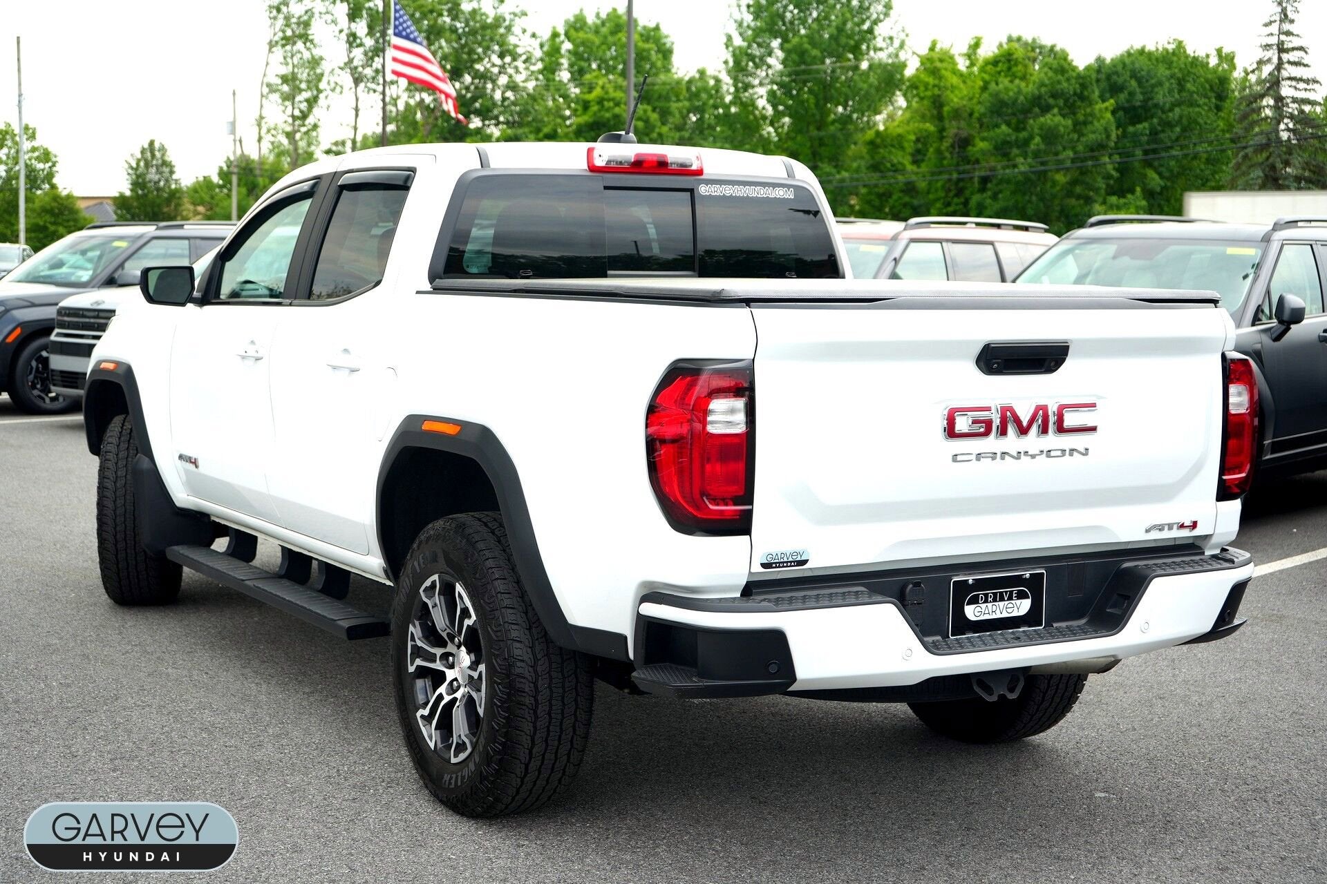 2023 GMC Canyon 4WD AT4