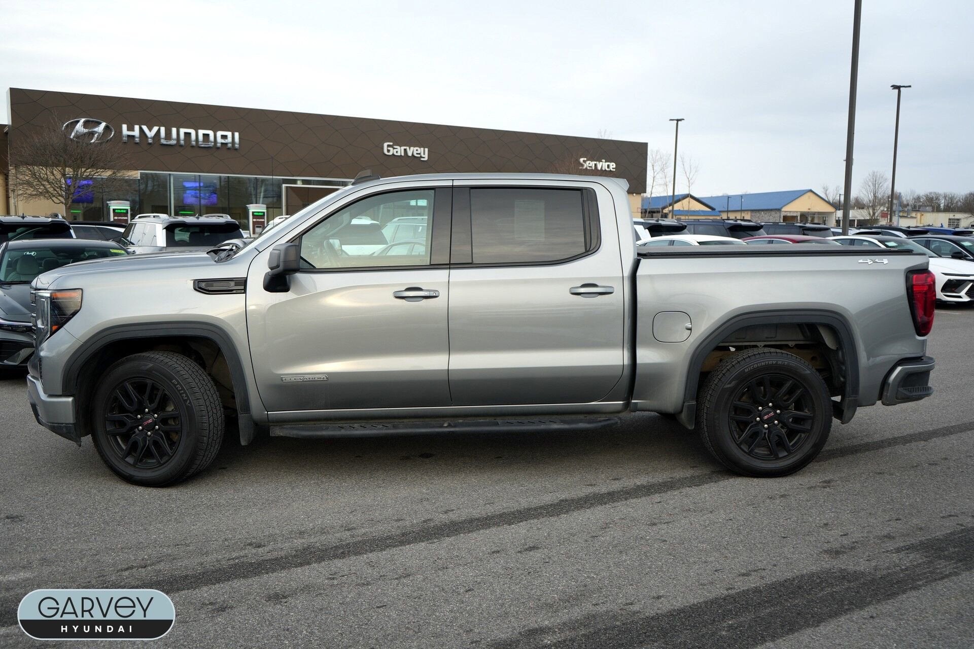 2024 GMC Sierra 1500 Elevation