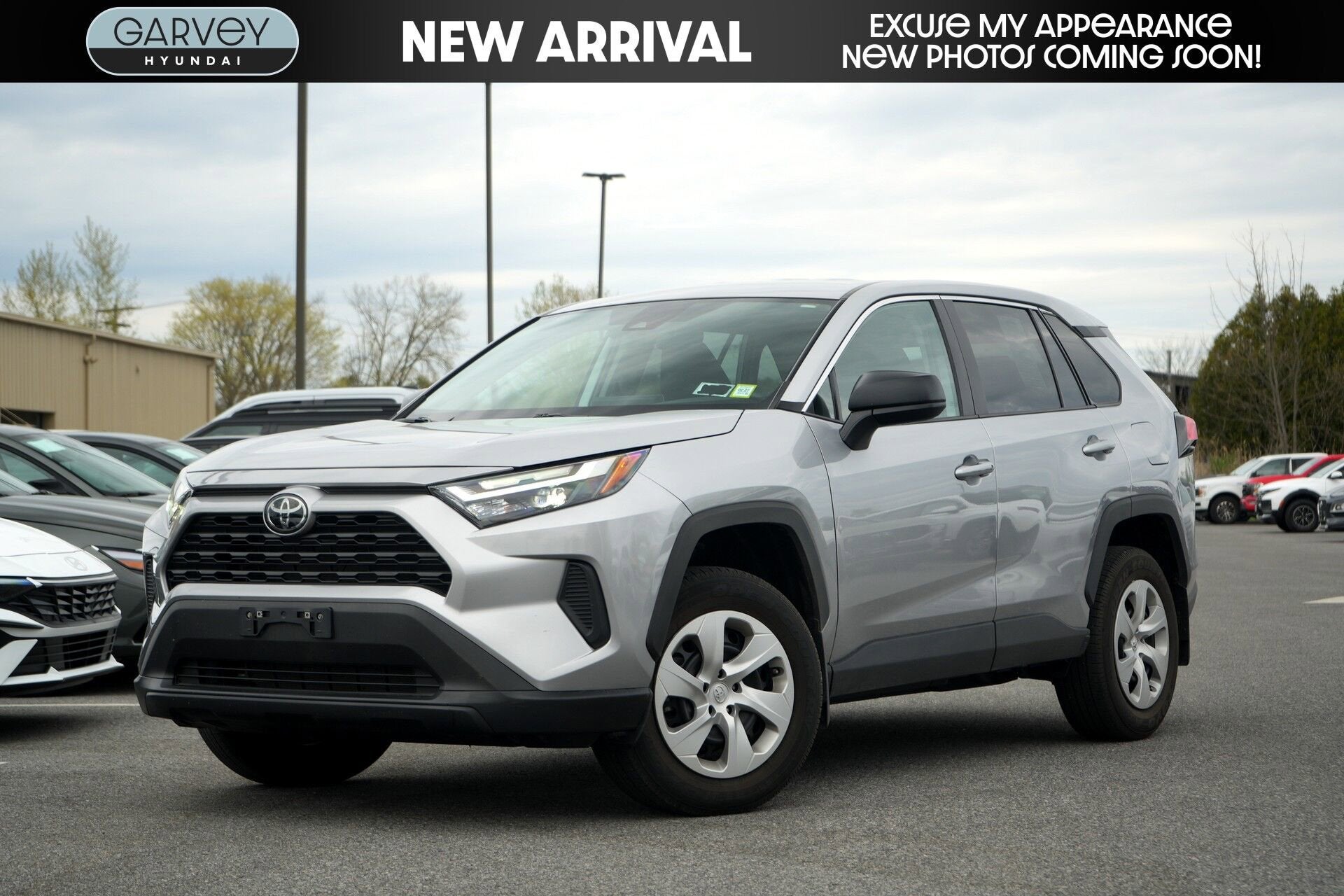 2023 Toyota RAV4 LE