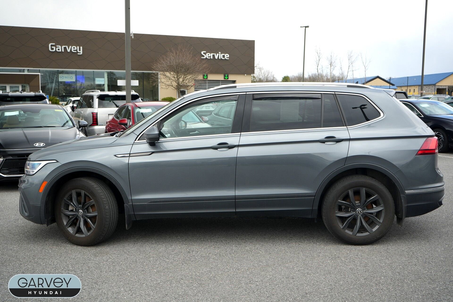 2024 Volkswagen Tiguan Base