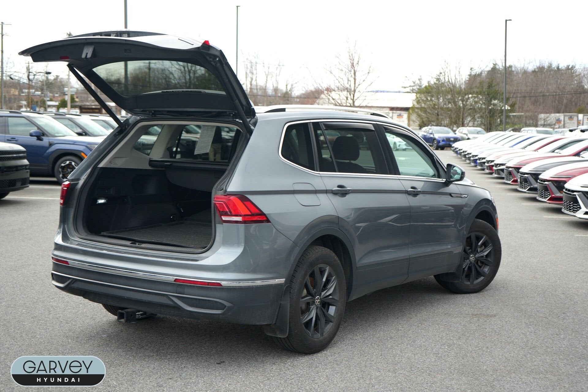 2024 Volkswagen Tiguan Base