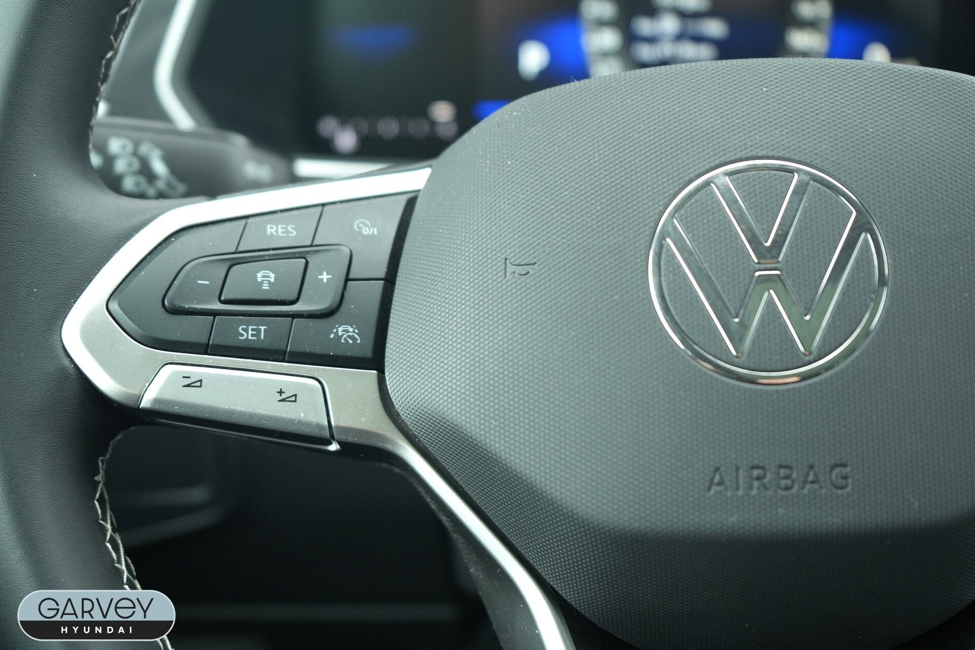 2024 Volkswagen Tiguan Base