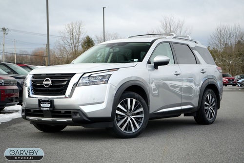 2022 Nissan Pathfinder Platinum