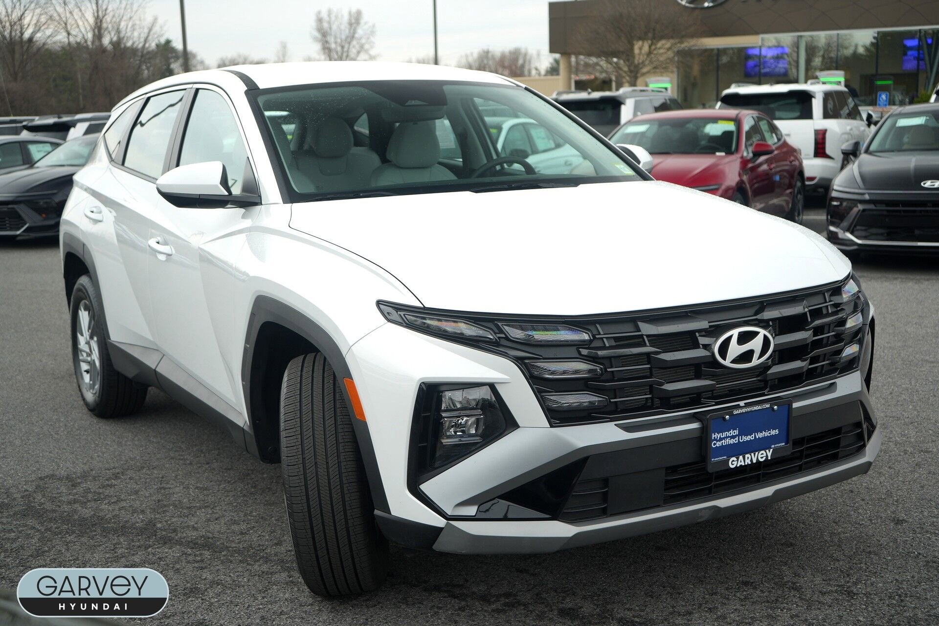 2025 Hyundai TUCSON SE