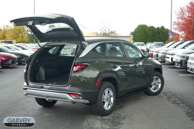 2026 Hyundai TUCSON SE