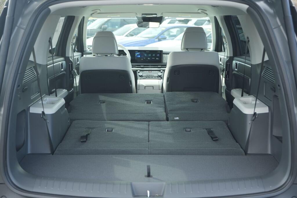2026 Hyundai SANTA FE SE