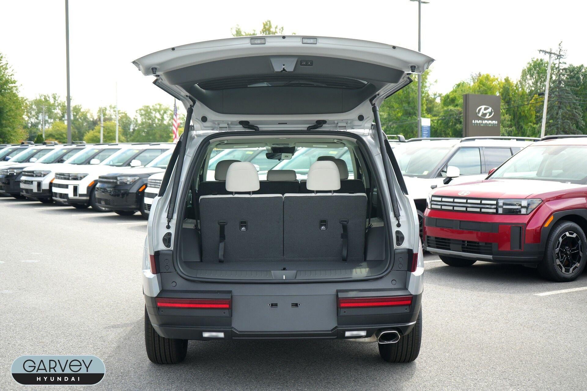 2027 Hyundai SANTA FE SE