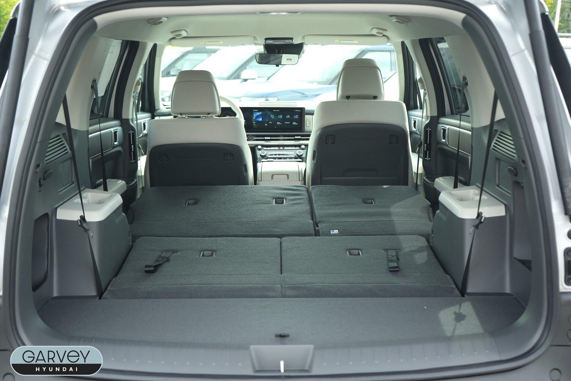 2027 Hyundai SANTA FE SE