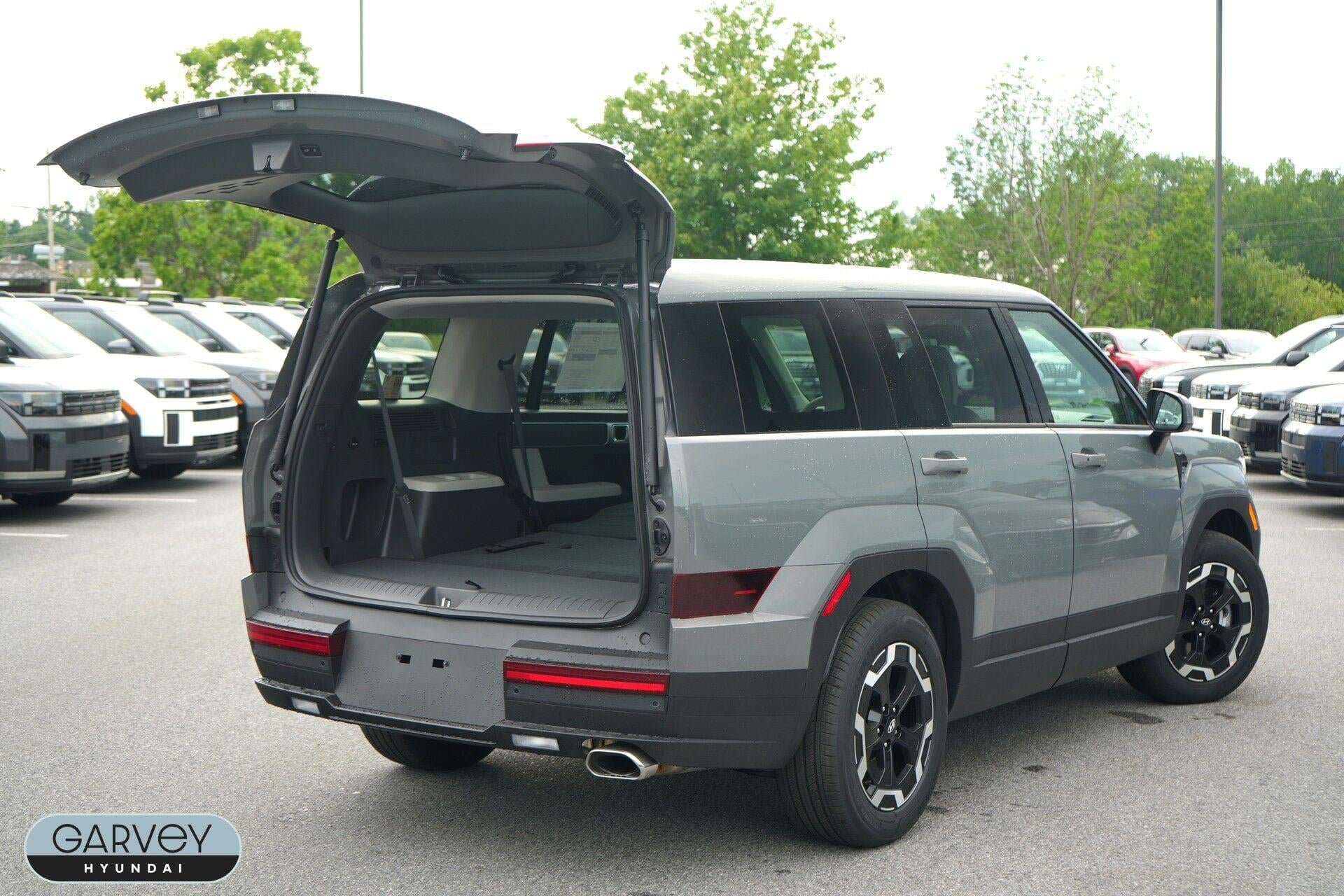 2026 Hyundai SANTA FE SE