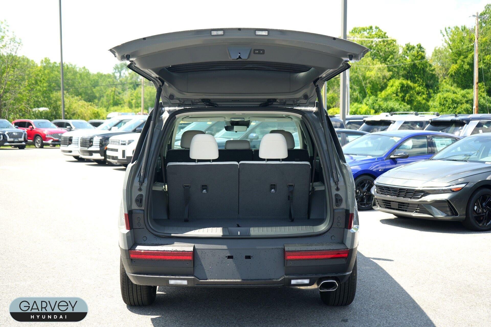 2026 Hyundai SANTA FE SE