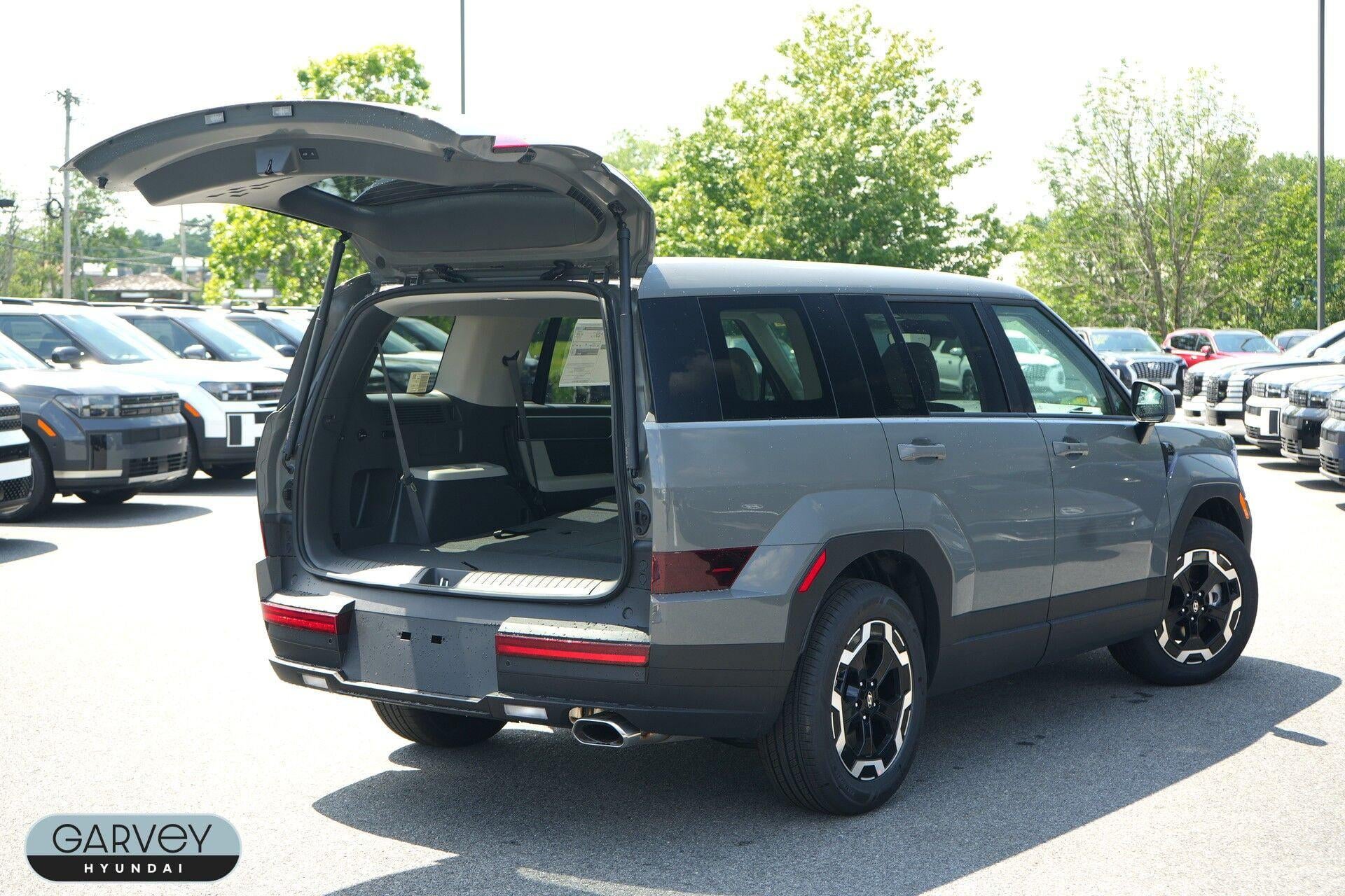 2026 Hyundai SANTA FE SE