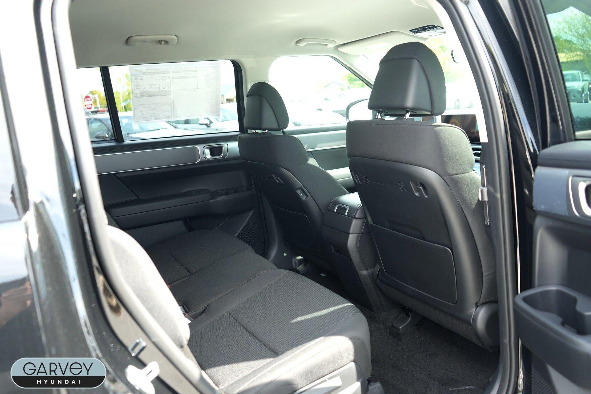 2027 Hyundai SANTA FE SE