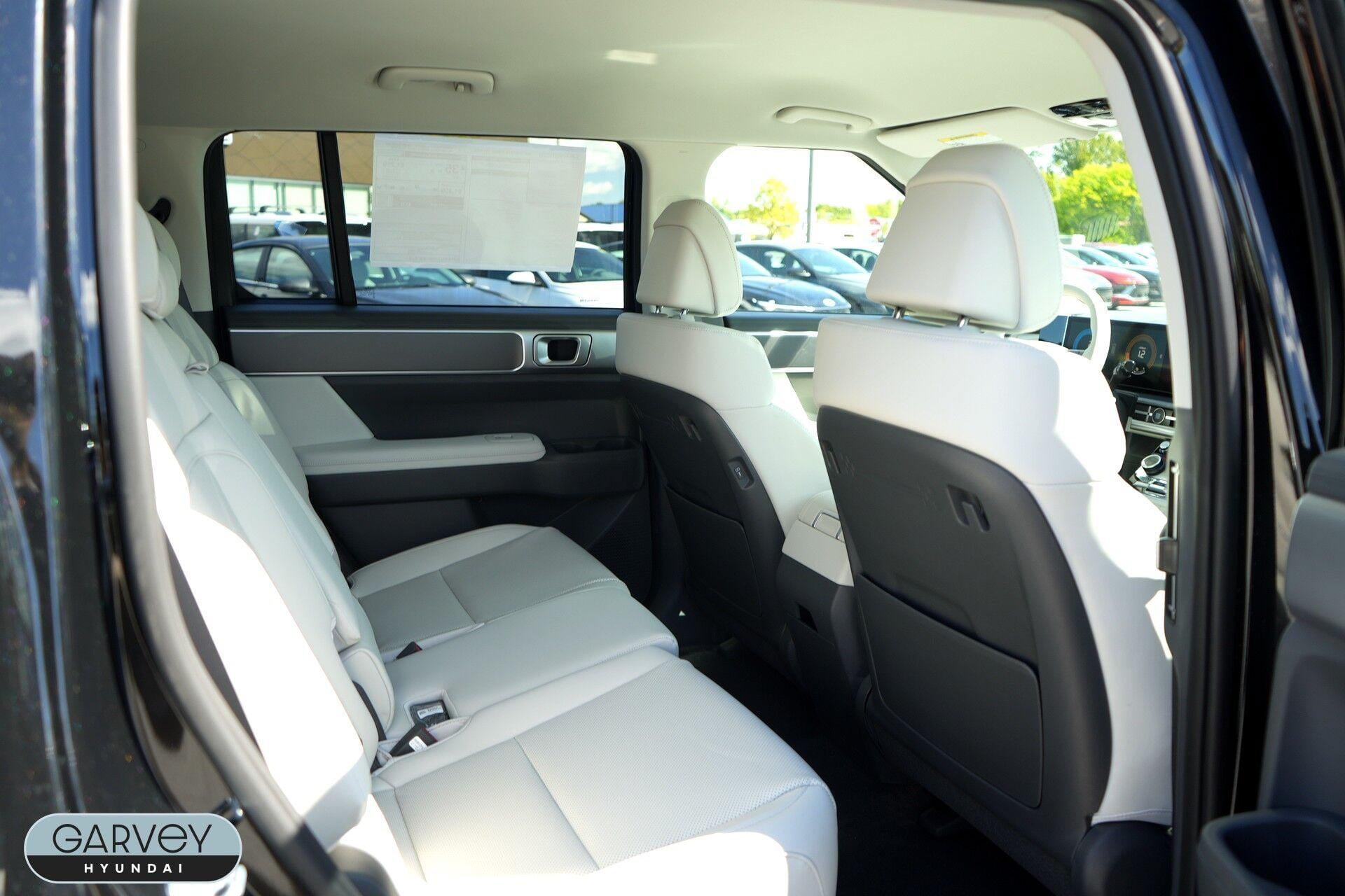 2027 Hyundai SANTA FE HYBRID SEL