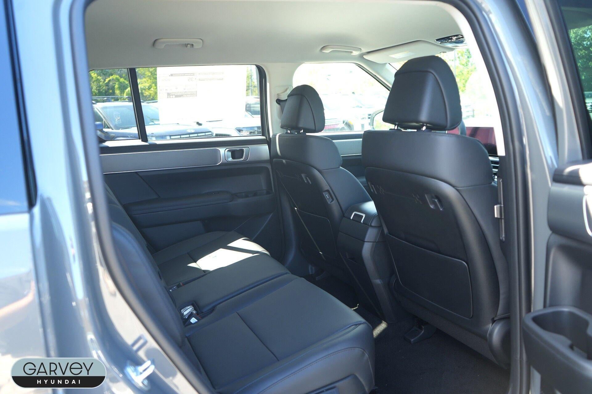 2027 Hyundai SANTA FE HYBRID SEL
