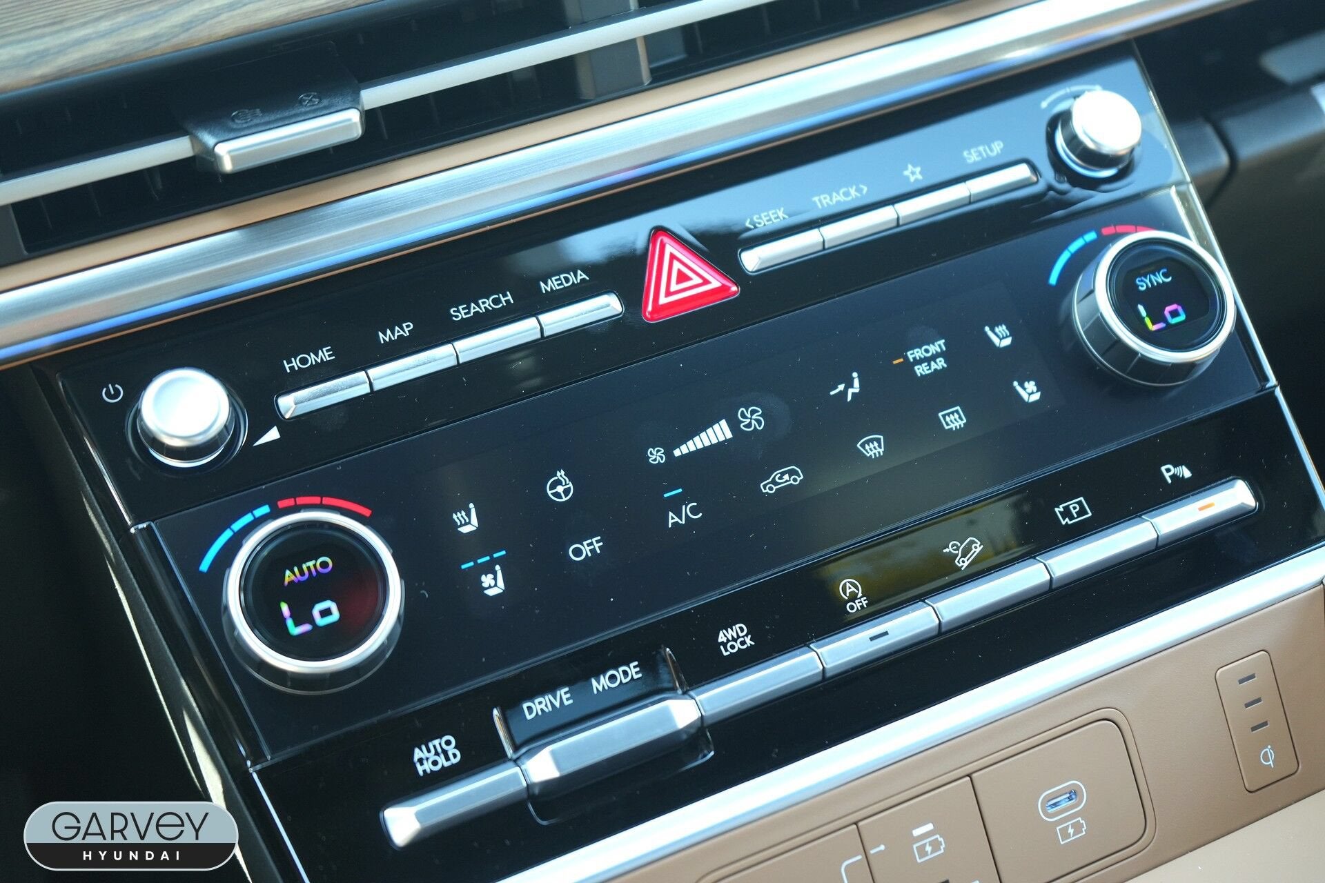2026 Hyundai SANTA FE Limited 6P