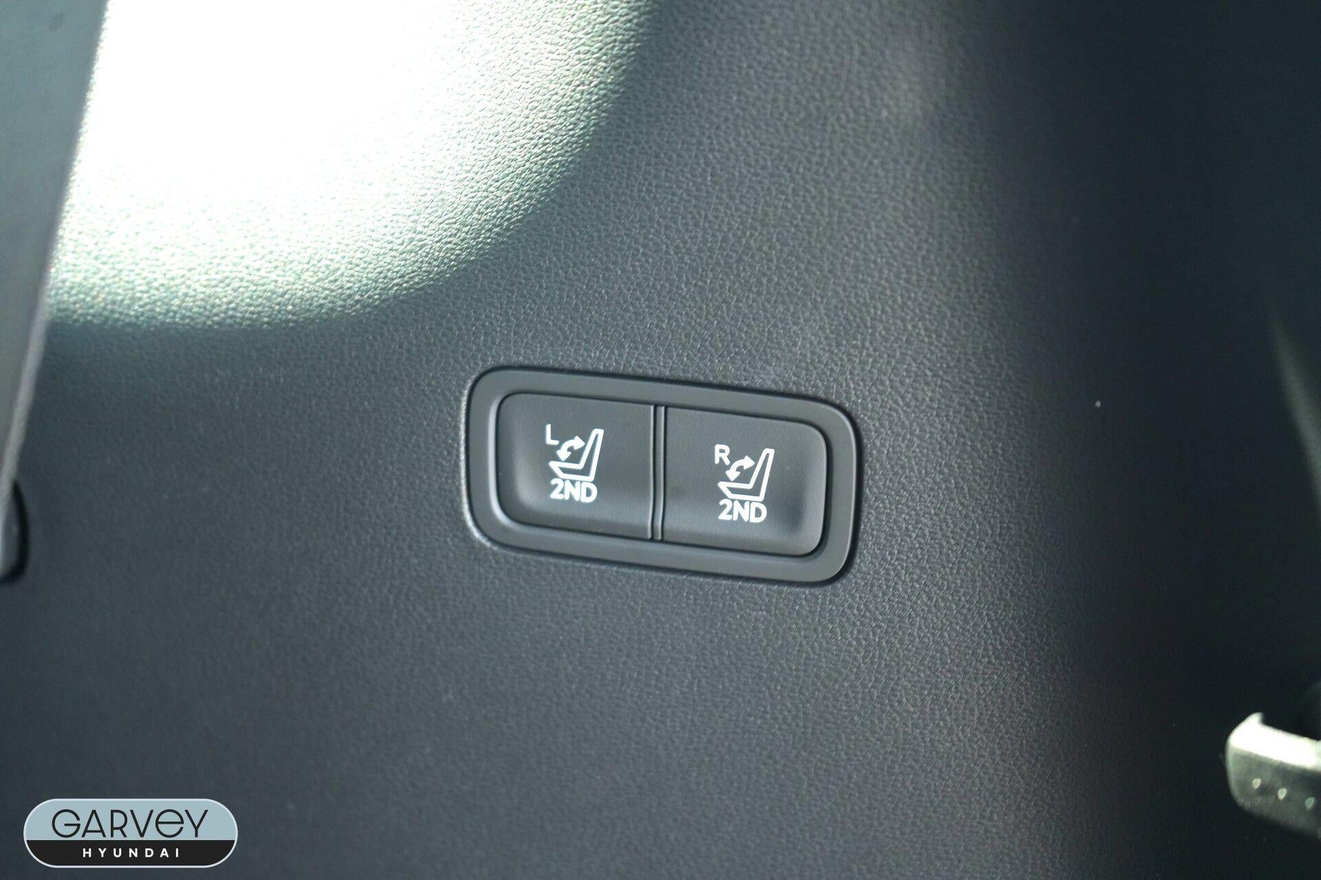 2027 Hyundai SANTA FE Limited 6P