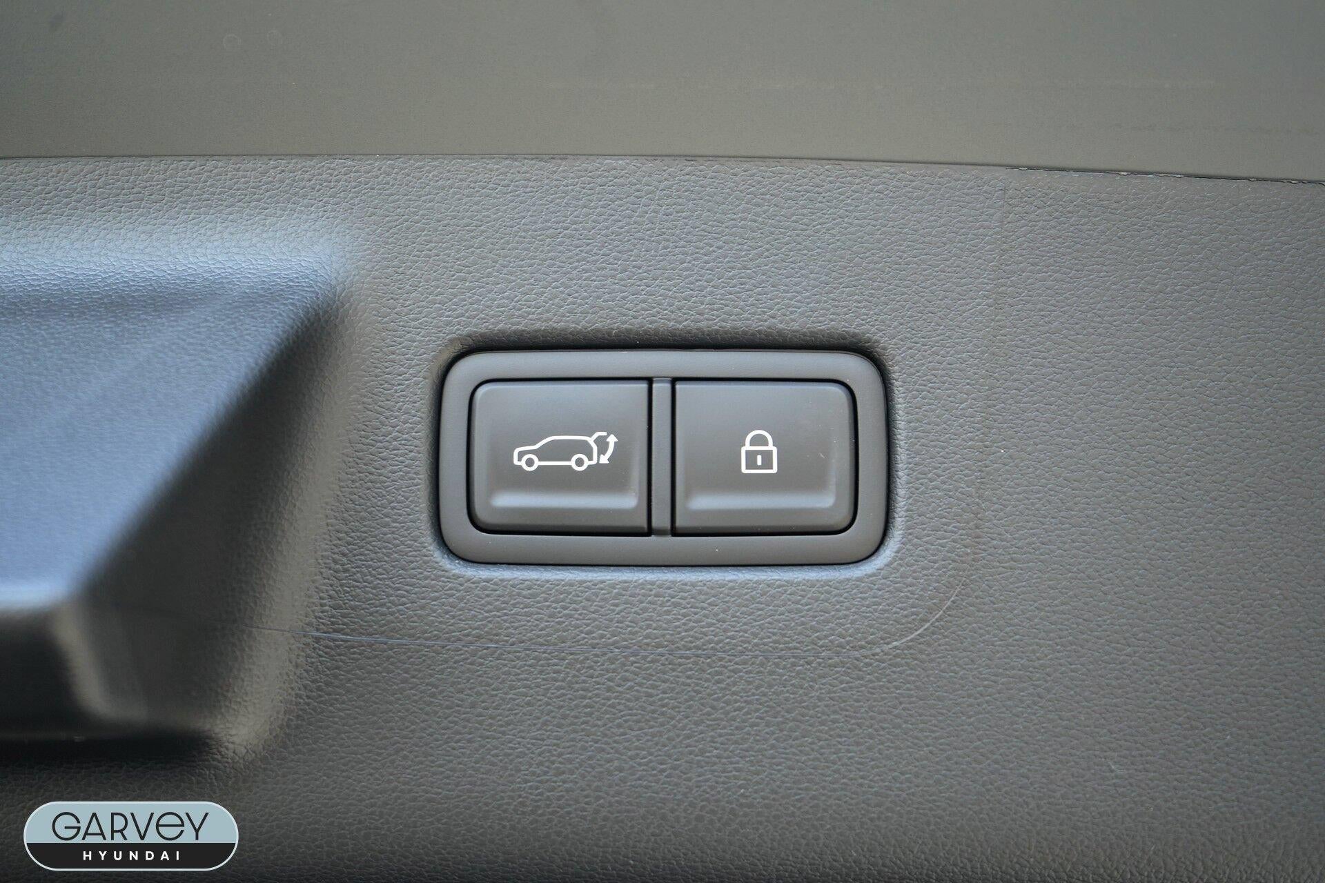 2027 Hyundai SANTA FE Limited 6P