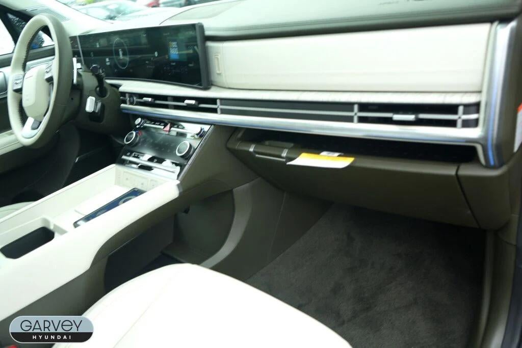 2025 Hyundai SANTA FE HYBRID Calligraphy