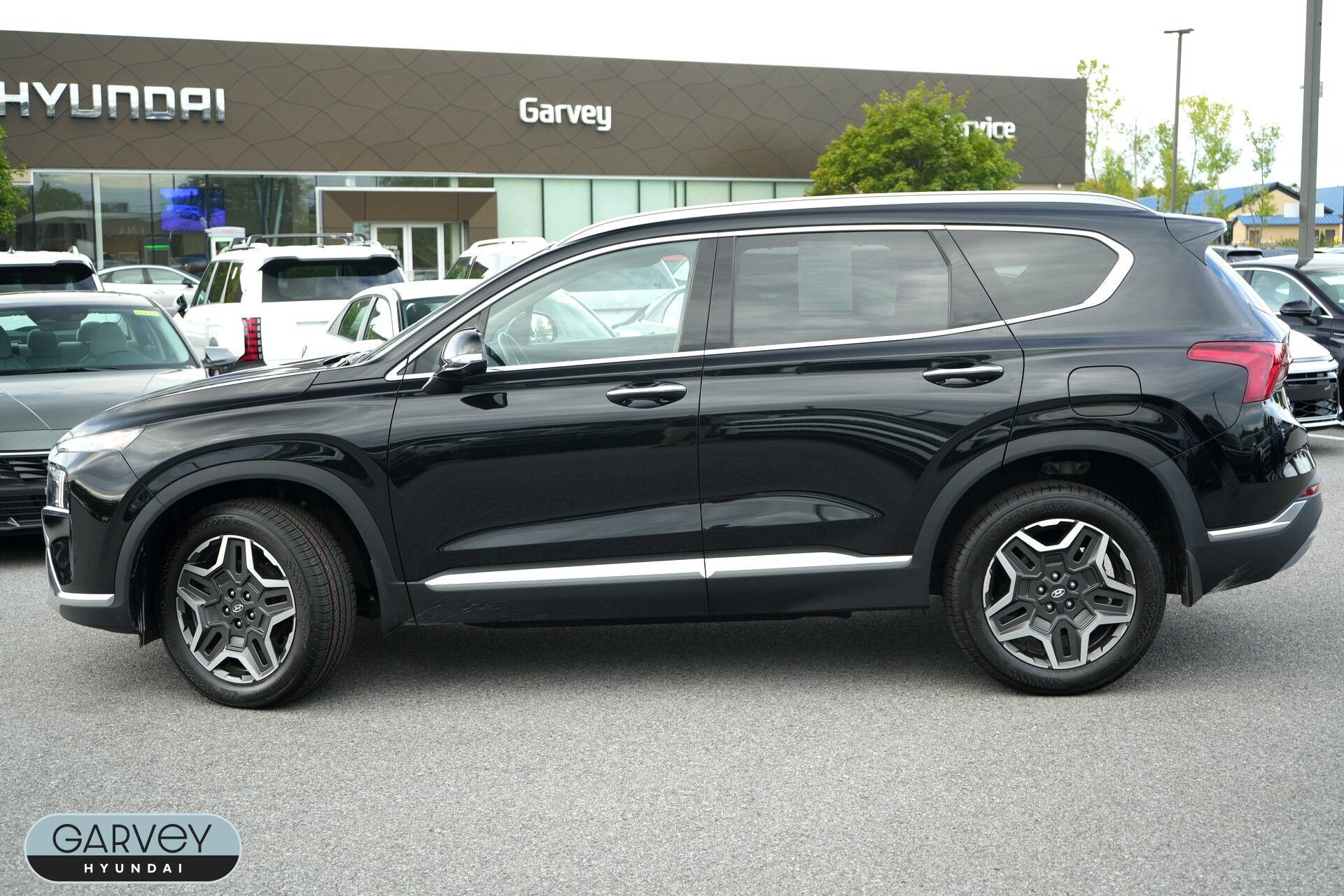 2023 Hyundai SANTA FE HYBRID SEL Premium
