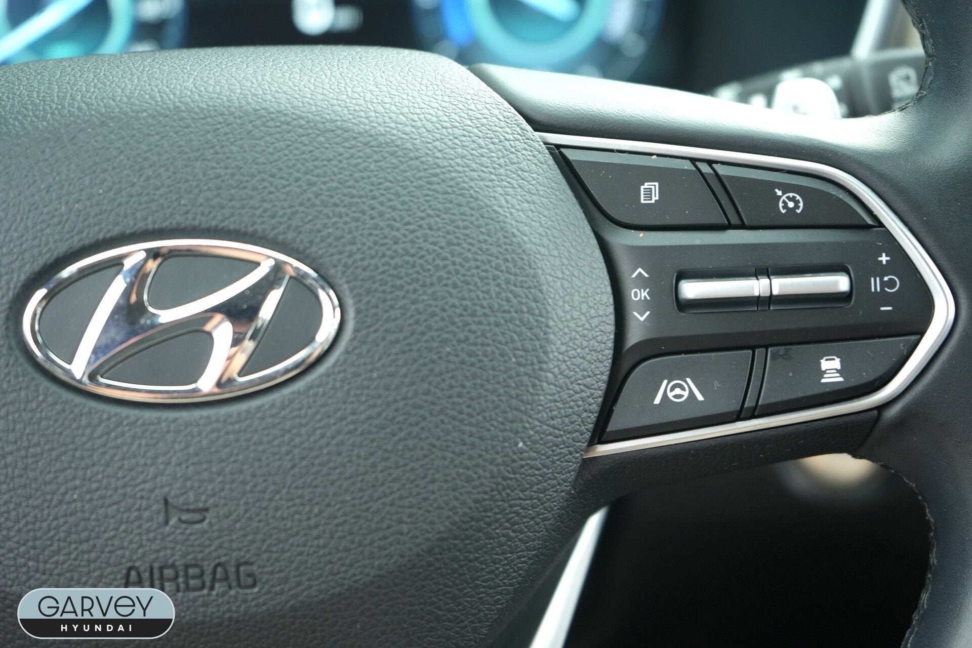 2023 Hyundai SANTA FE HYBRID SEL Premium