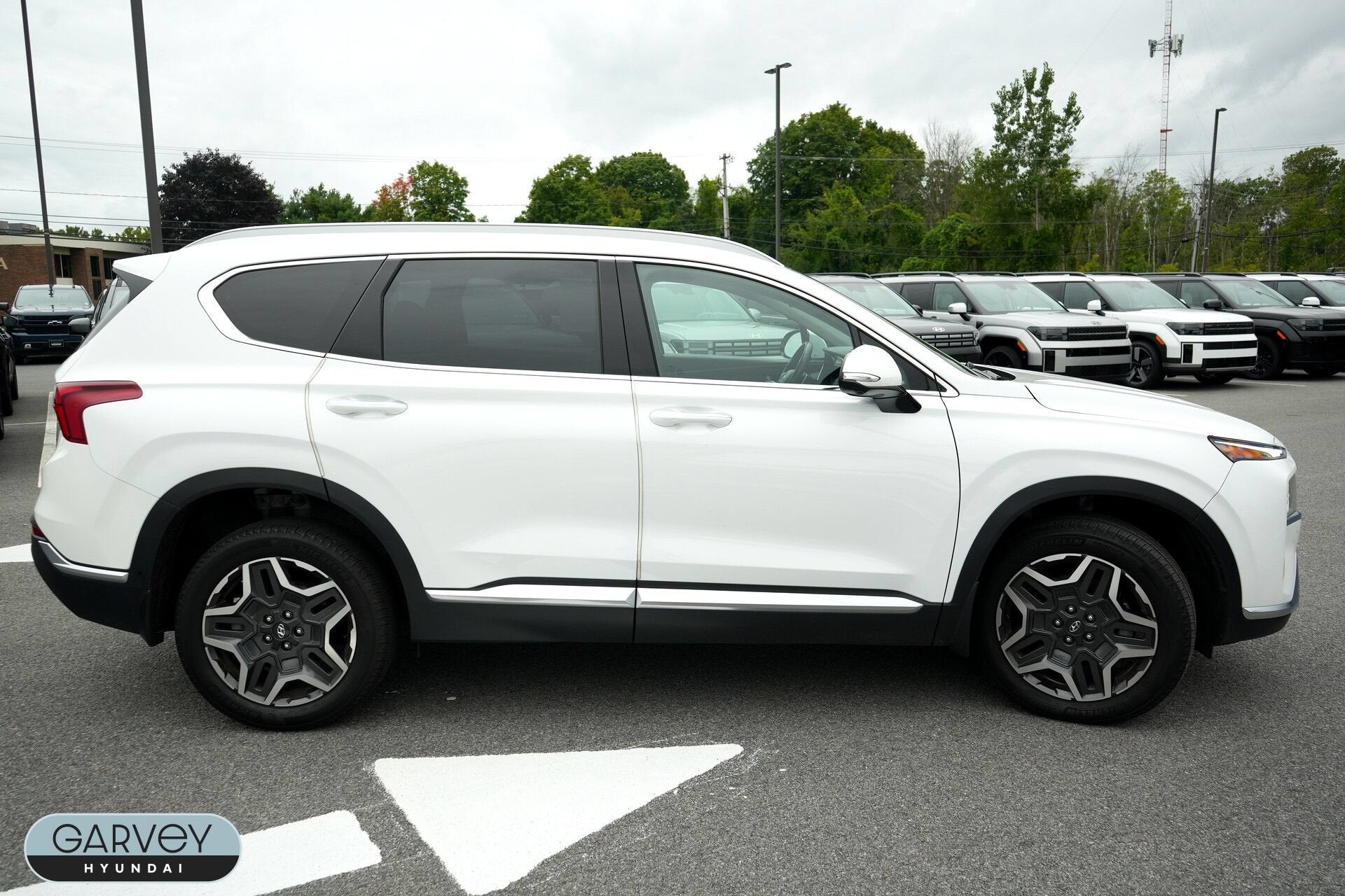 2023 Hyundai SANTA FE HYBRID Limited