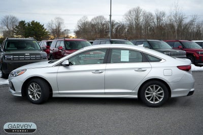 2018 Hyundai SONATA SE