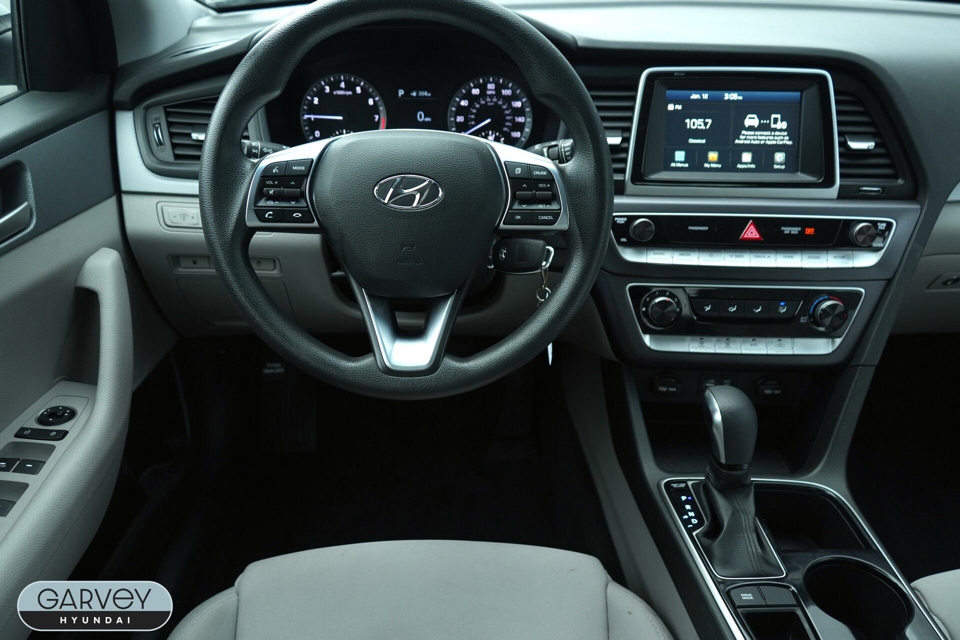 2018 Hyundai SONATA SE