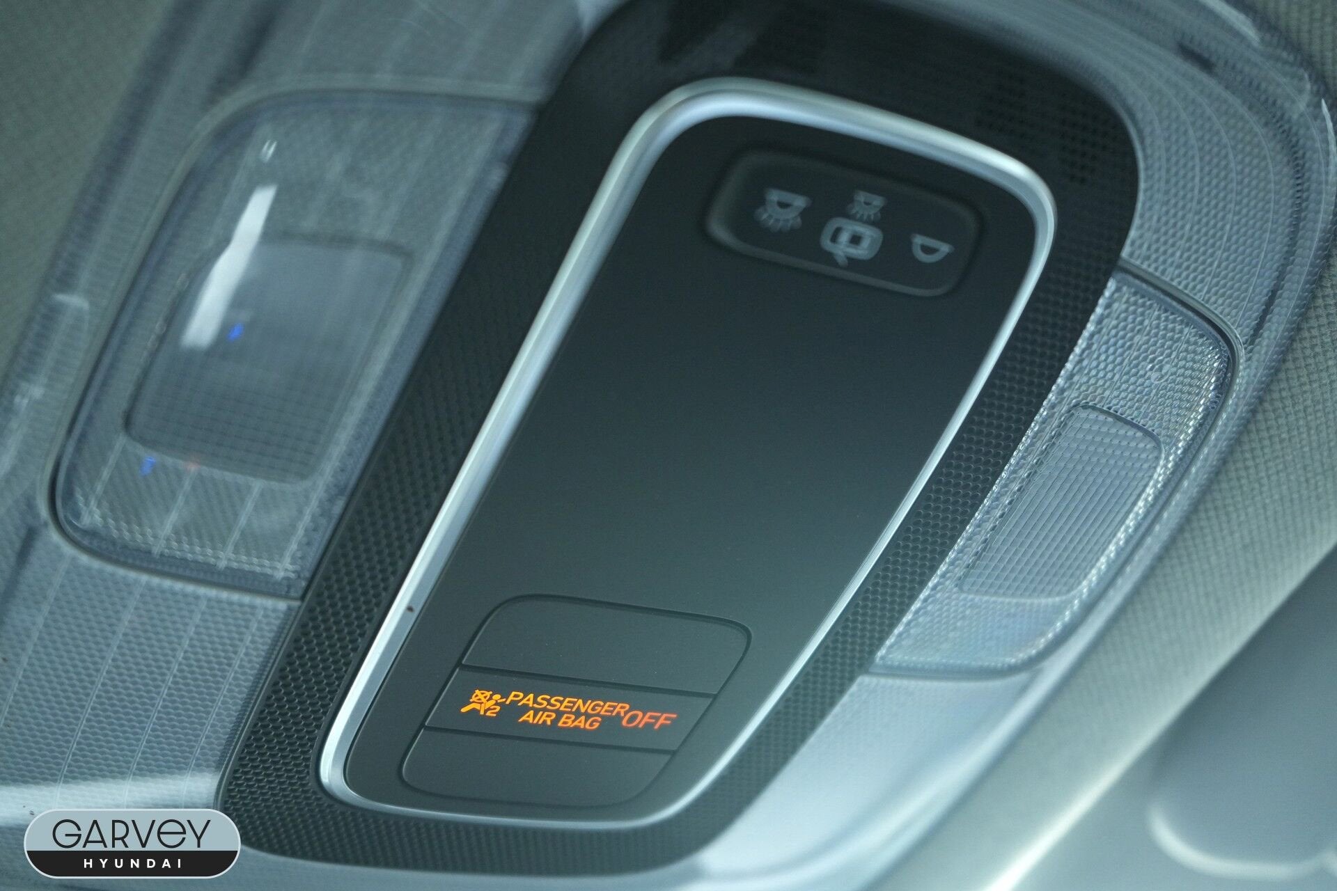 2022 Hyundai ELANTRA SE