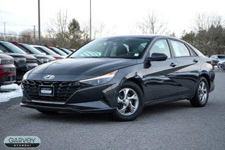 2022 Hyundai ELANTRA SE