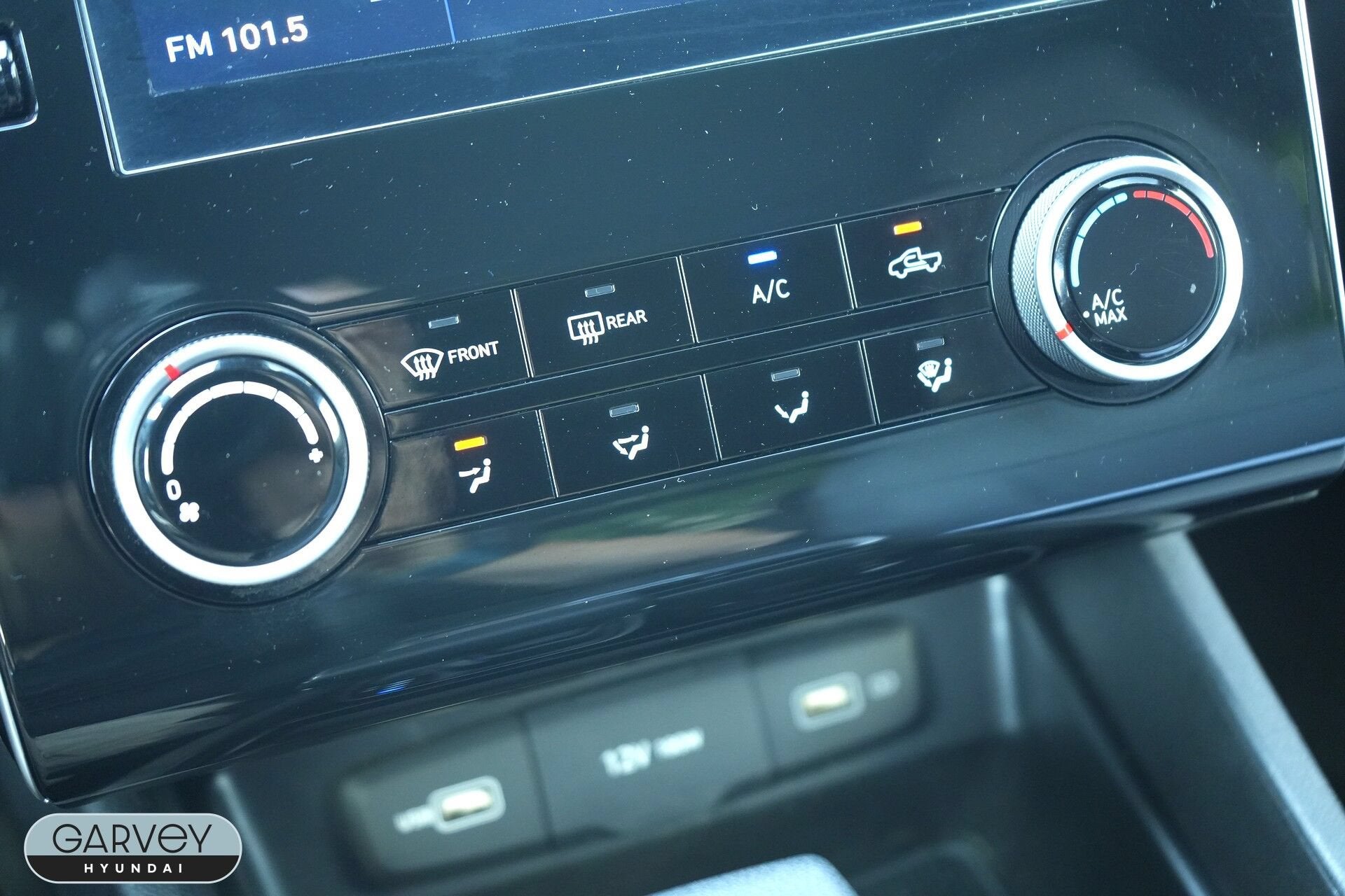 2022 Hyundai Santa Cruz SEL - Photo 11