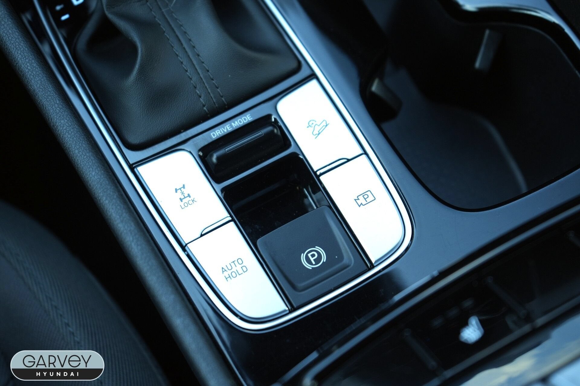 2022 Hyundai Santa Cruz SEL - Photo 13
