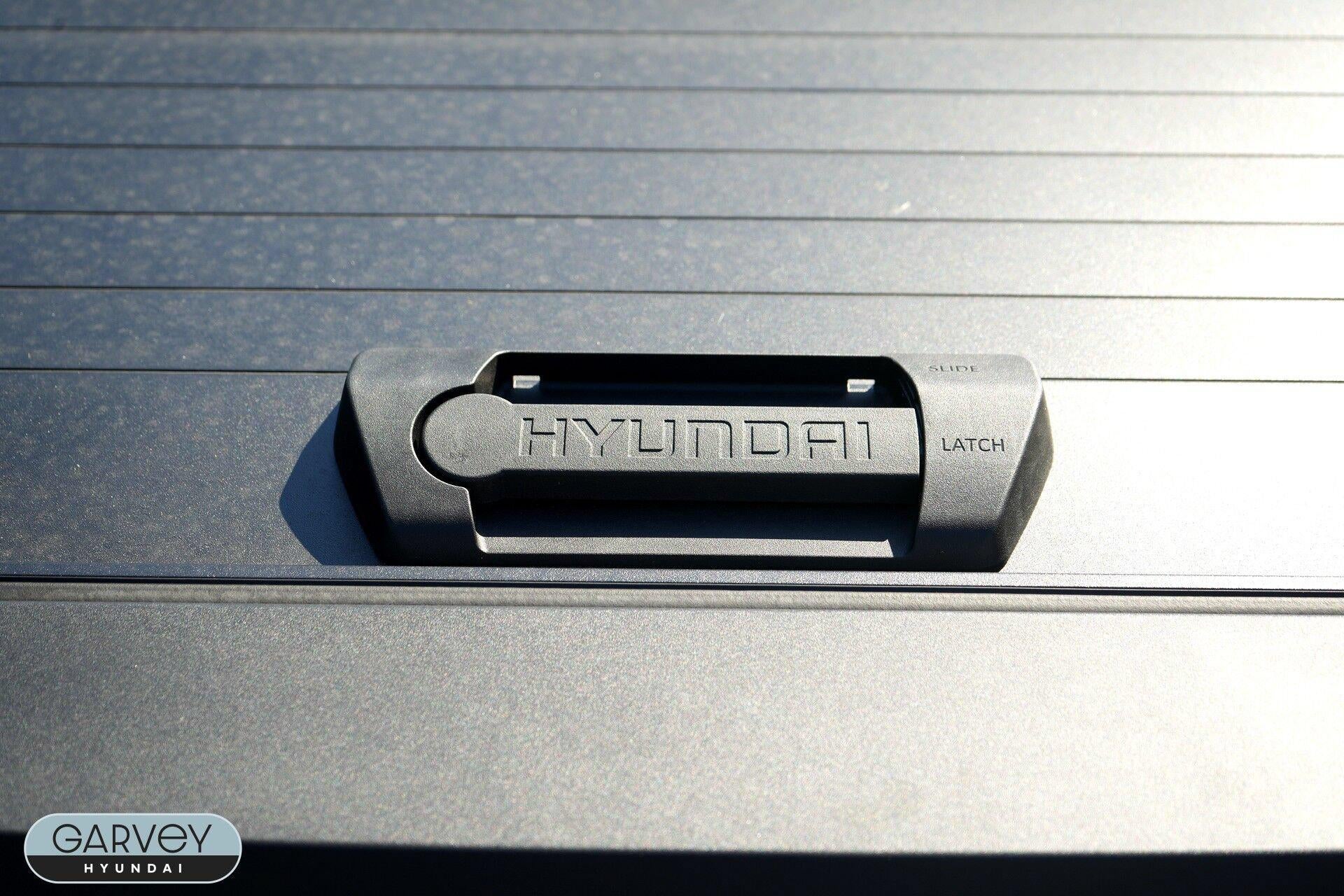 2027 Hyundai SANTA CRUZ SEL Activity