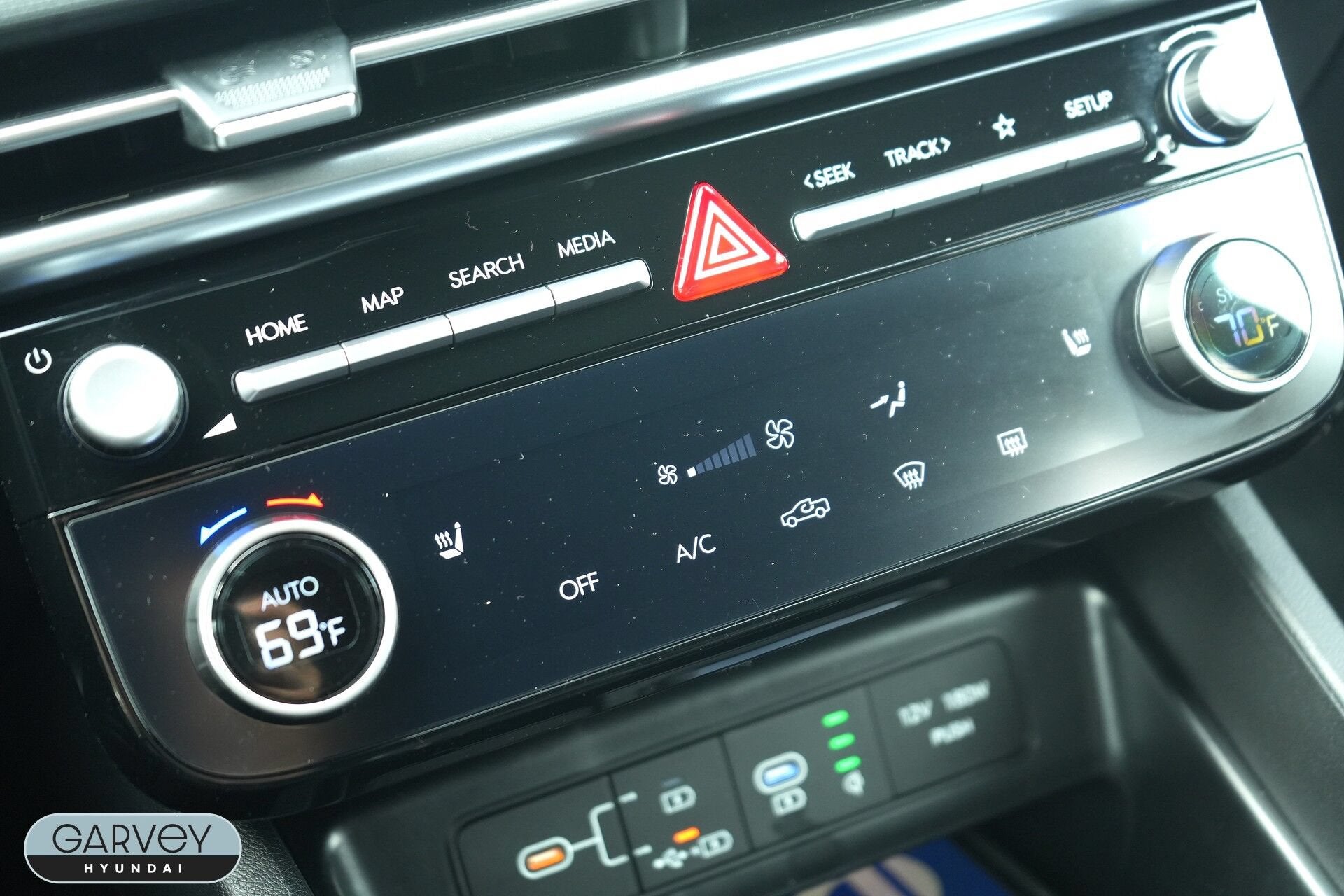 2025 Hyundai SANTA CRUZ SEL Activity