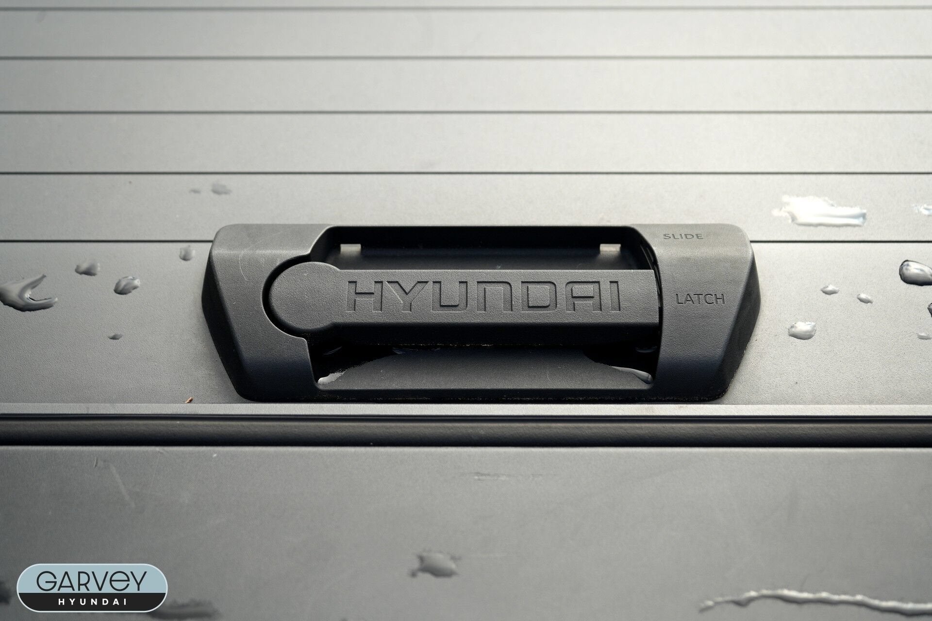 2025 Hyundai SANTA CRUZ SEL Activity