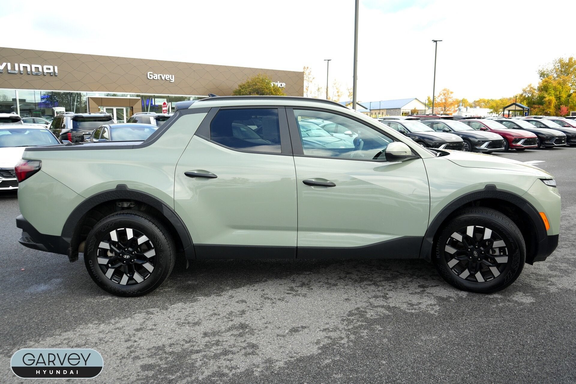 2025 Hyundai SANTA CRUZ SEL Activity
