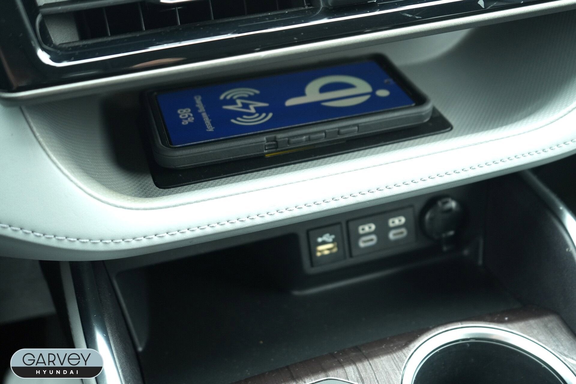 2023 Toyota Highlander Base