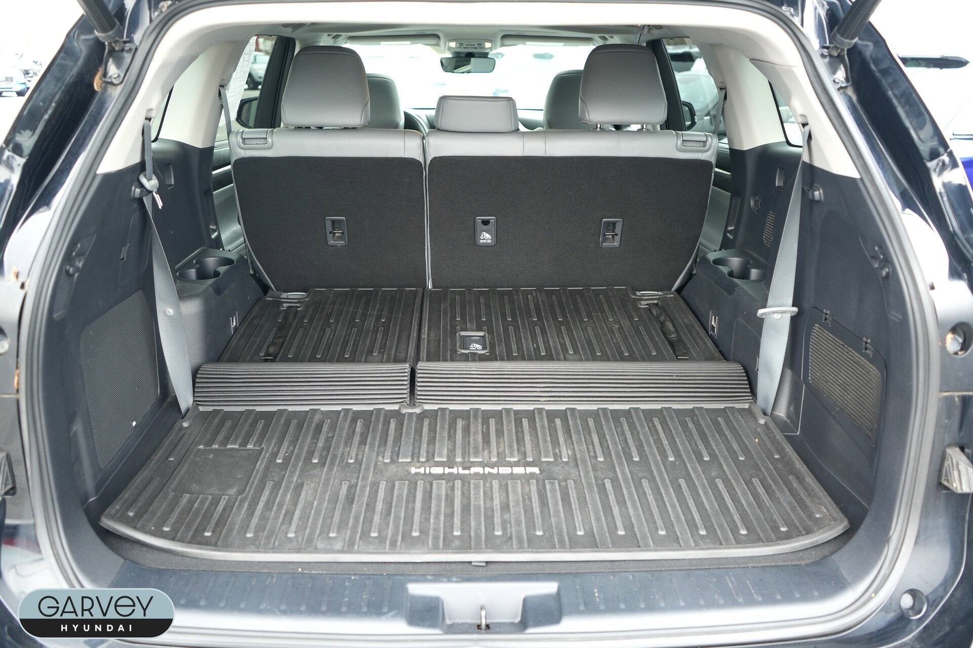 2023 Toyota Highlander Base