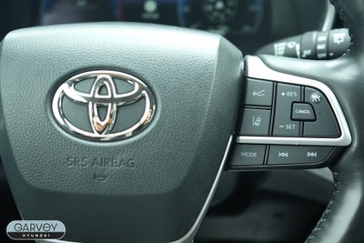 2023 Toyota Highlander Base