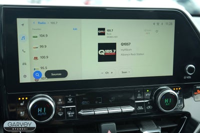 2023 Toyota Highlander Base