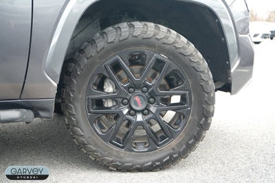 2023 Toyota Tundra 4WD SR5