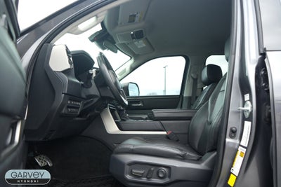 2023 Toyota Tundra 4WD SR5