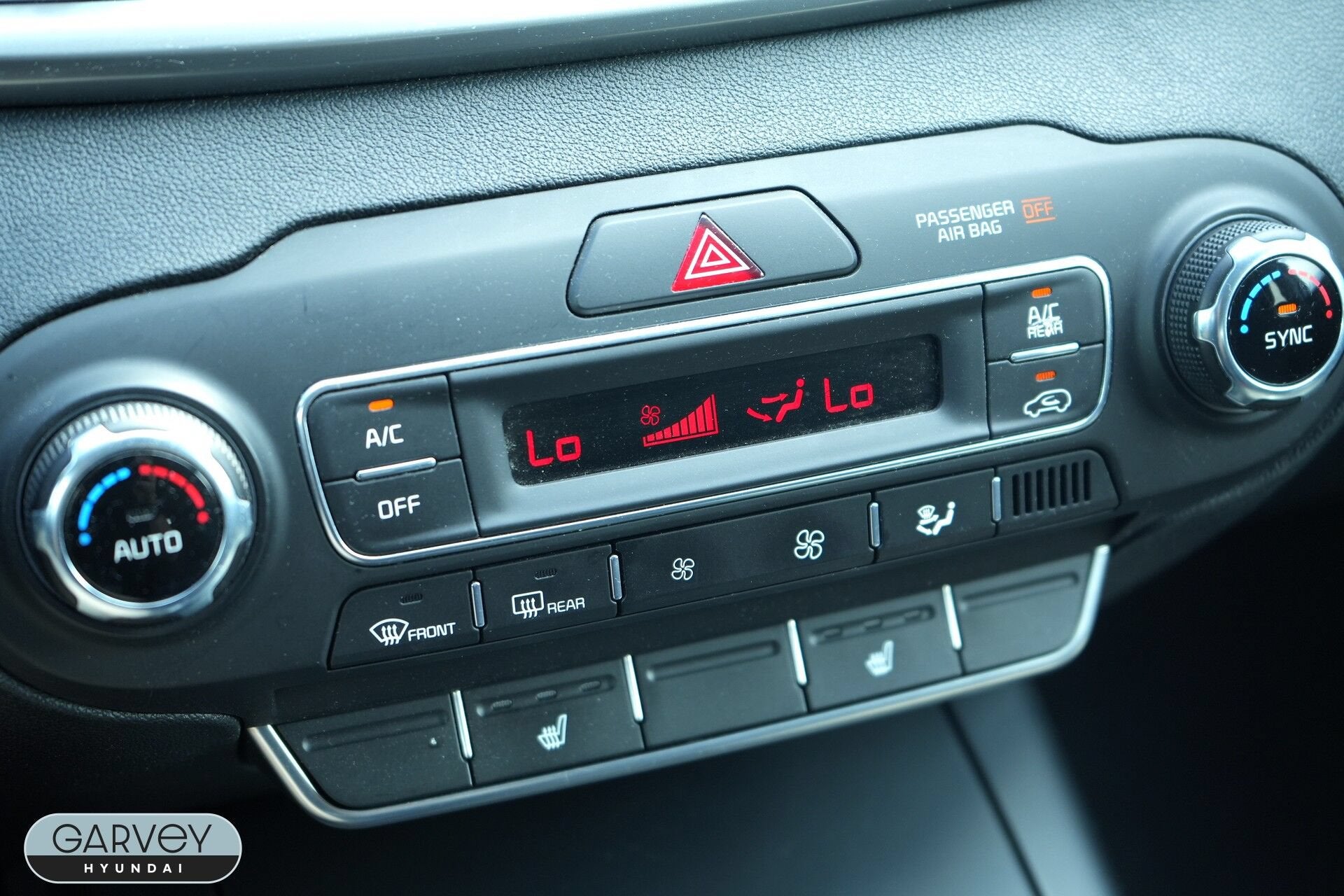 2020 Kia Sorento S - Photo 10