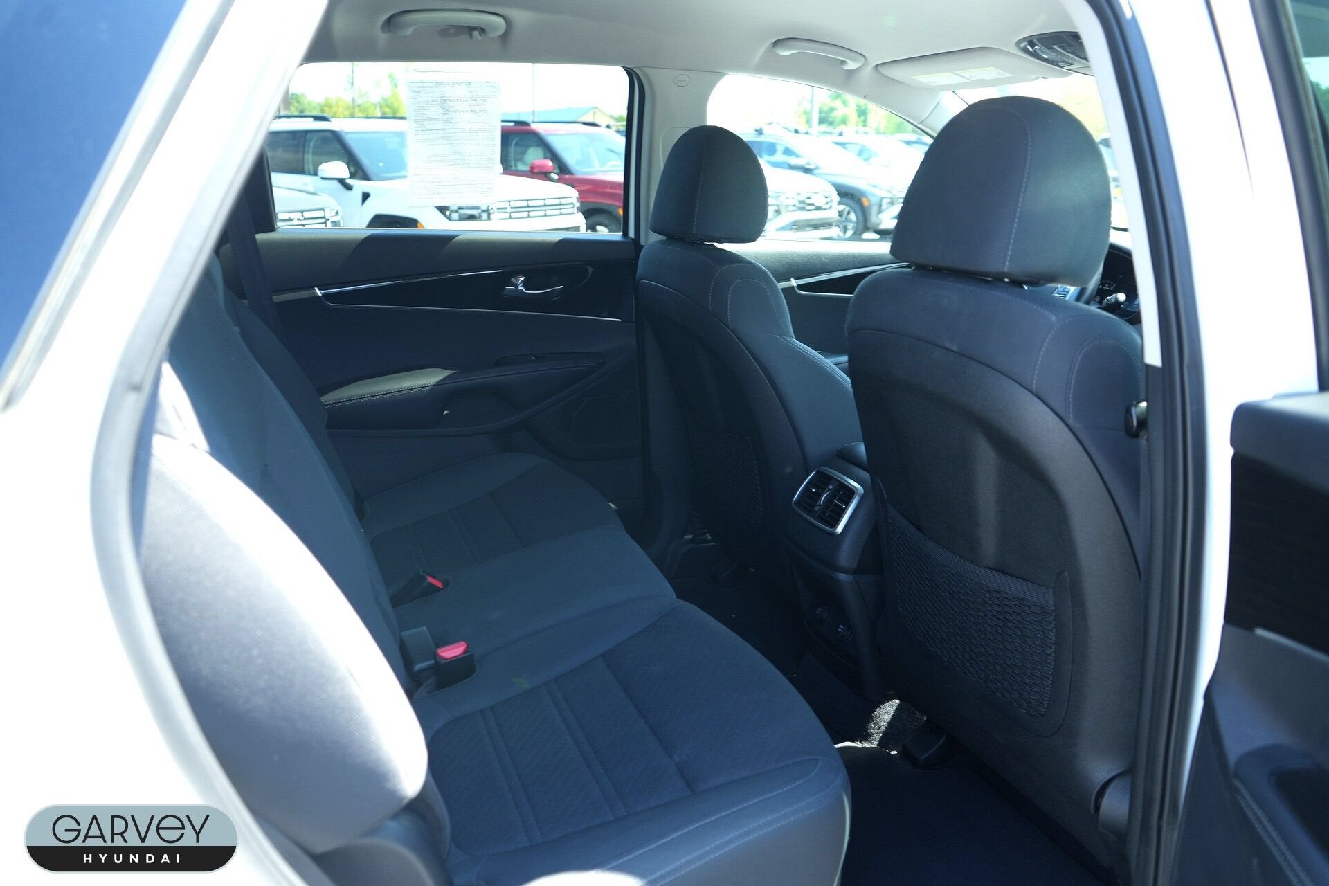 2020 Kia Sorento S - Photo 24