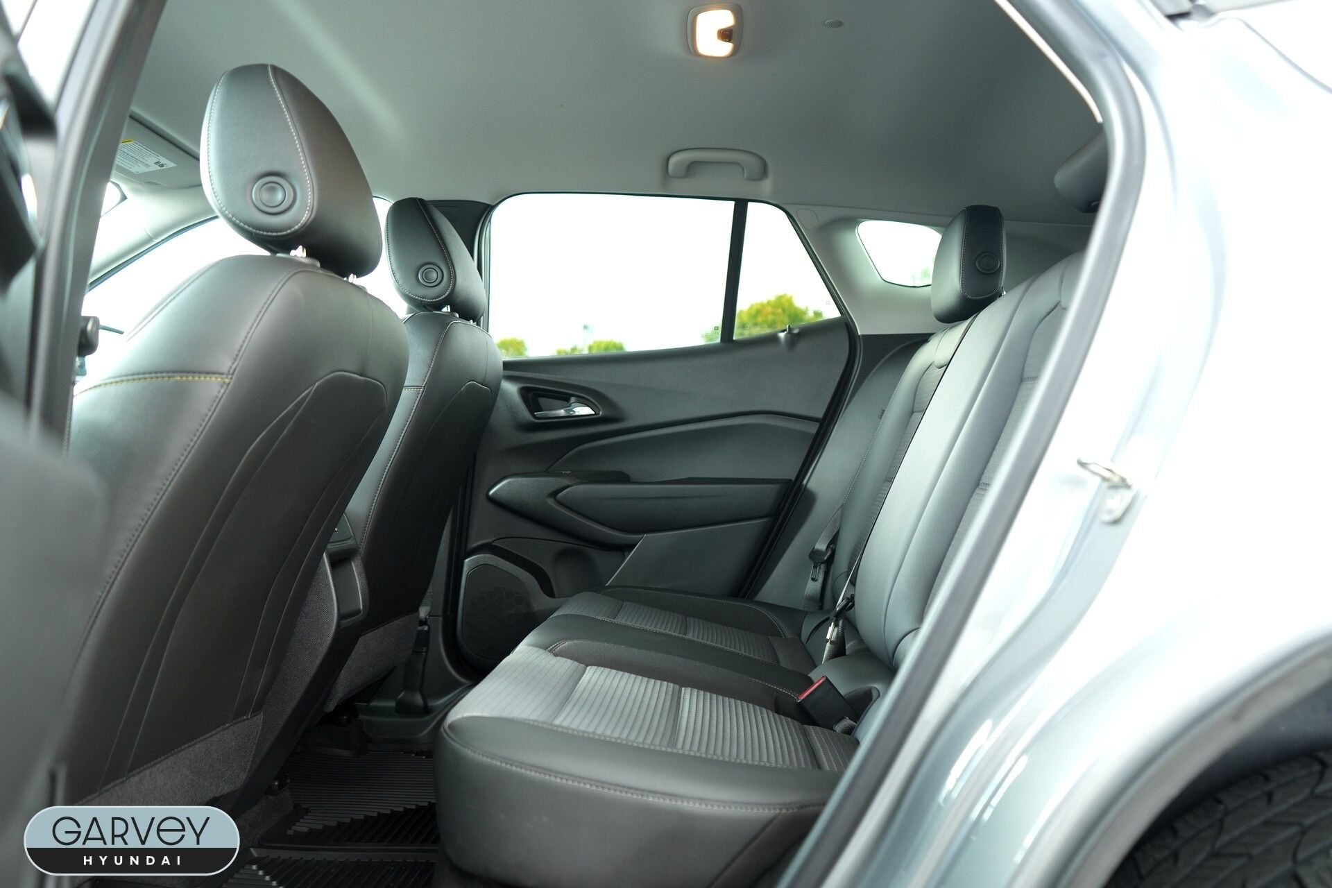 2024 Chevrolet Trax LT - Photo 15