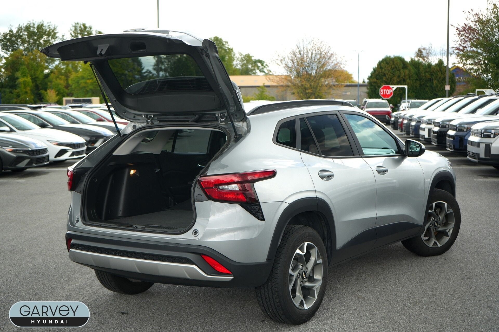 2024 Chevrolet Trax LT - Photo 23